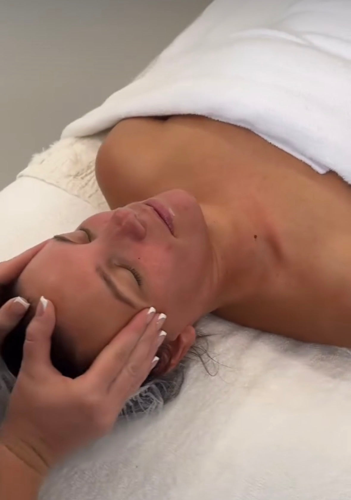 relaxing Ultraceutical treatment by Jade at LillyRose Beauty.